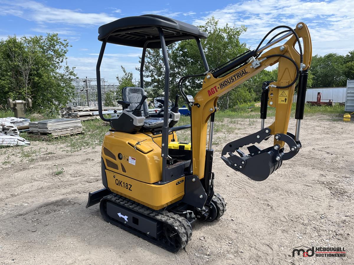 2025 AGT QK18Z Mini Excavator